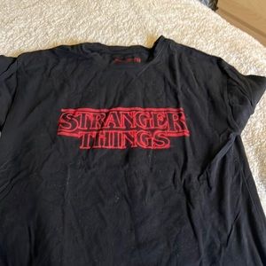 M Stranger Things Short-sleeve T-shirt (slightly cropped)